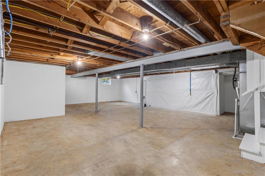1202 E Ridgeway Drive Property Photo 30