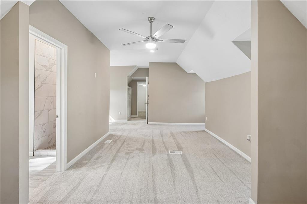 209 Ne Hill Street Property Photo 28
