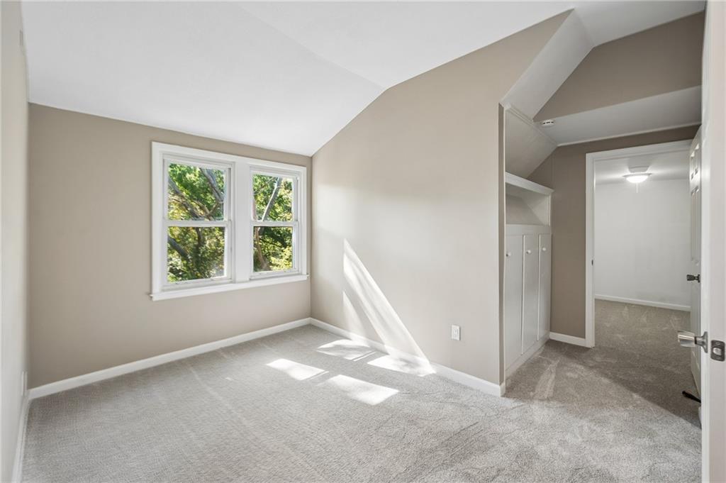 209 Ne Hill Street Property Photo 29