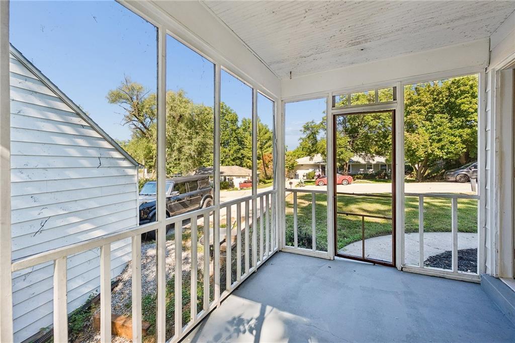 209 Ne Hill Street Property Photo 41
