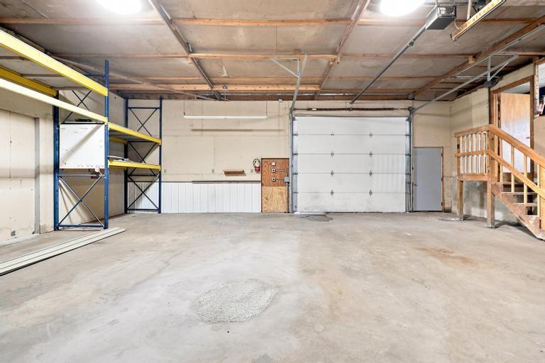17200 S Gray Drive Property Photo 44