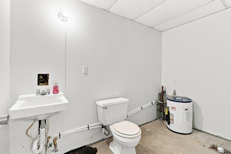 17200 S Gray Drive Property Photo 46