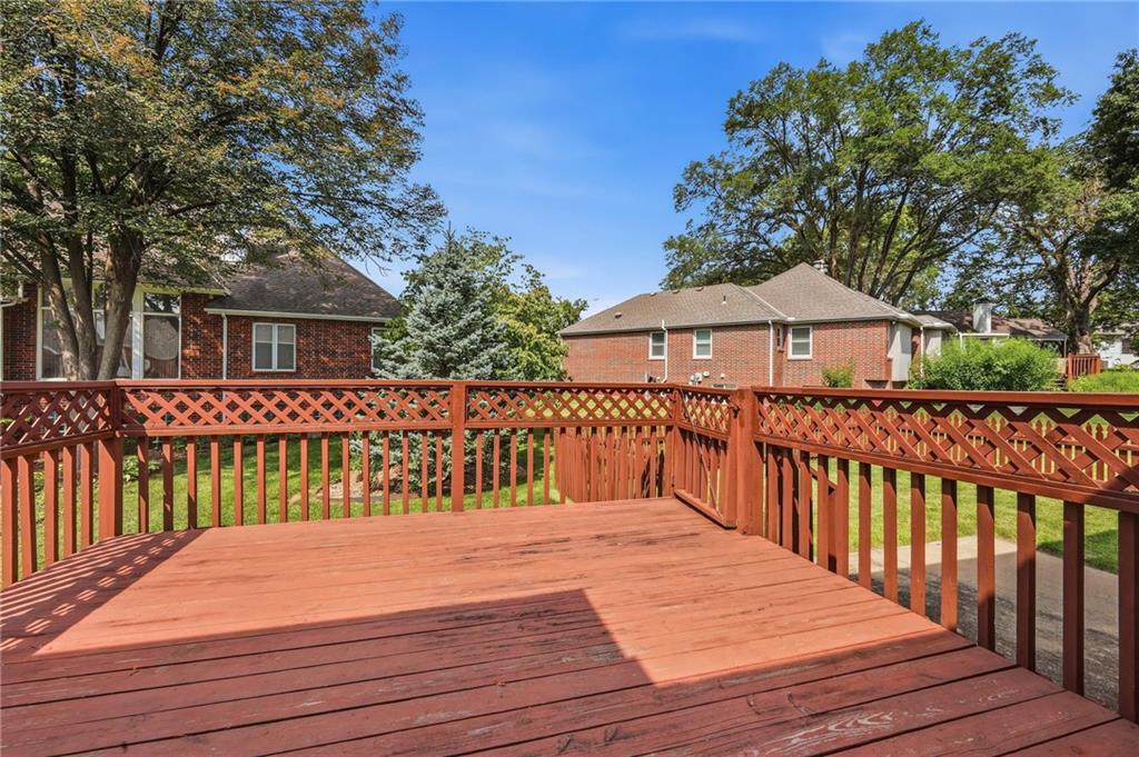 211 E 130th Court Property Photo 33