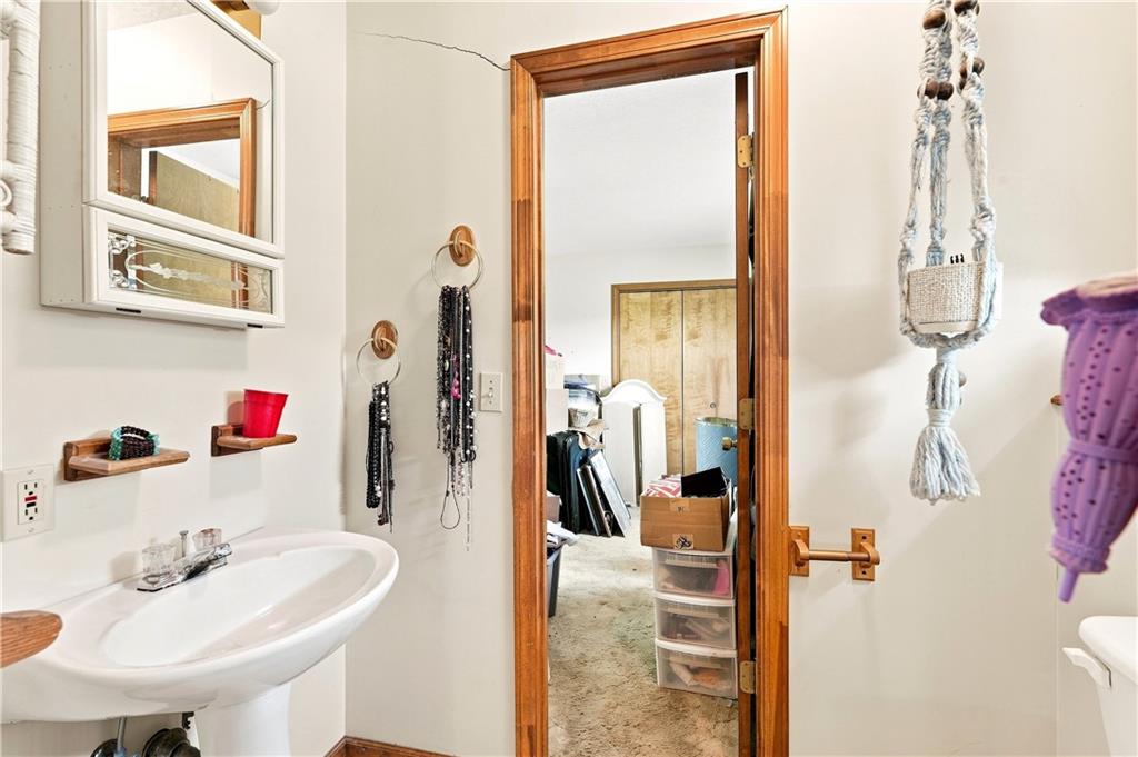 18676 Logan Road Property Photo 17