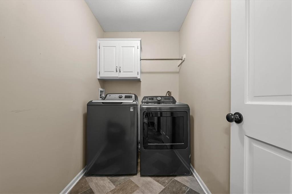 1104 Regency Drive Property Photo 22