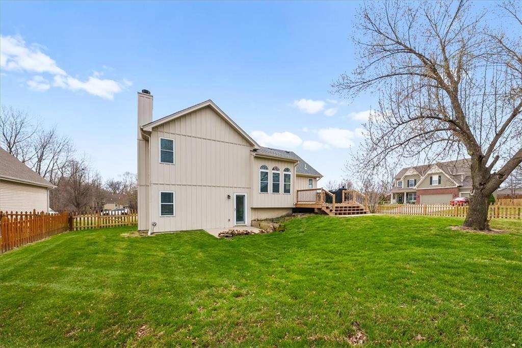 1104 Regency Drive Property Photo 28
