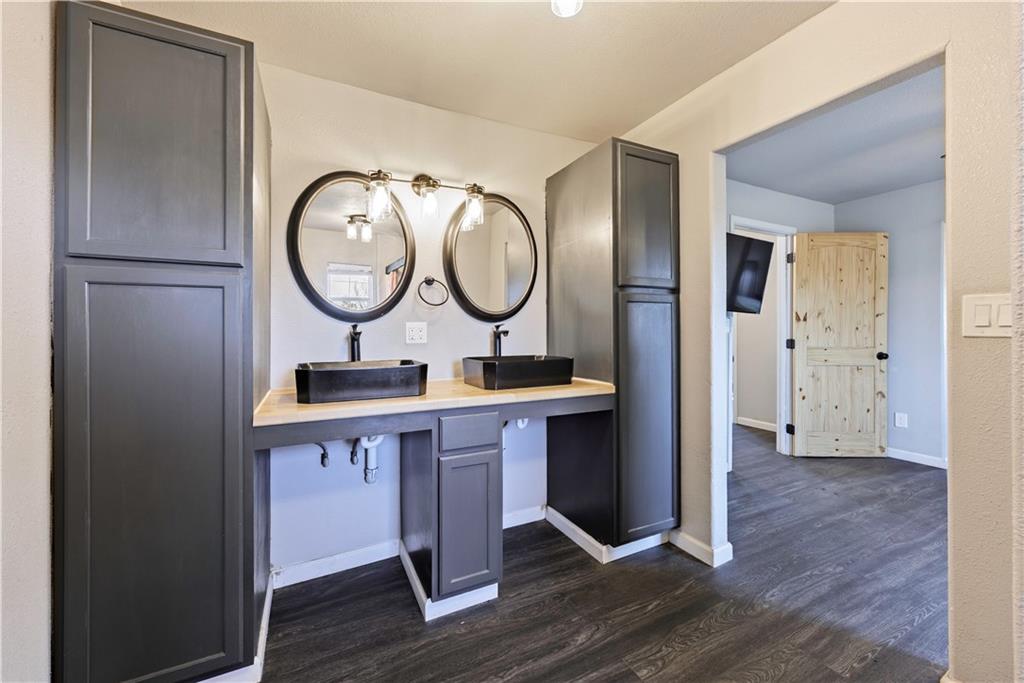 1657 4700 Road Property Photo 28