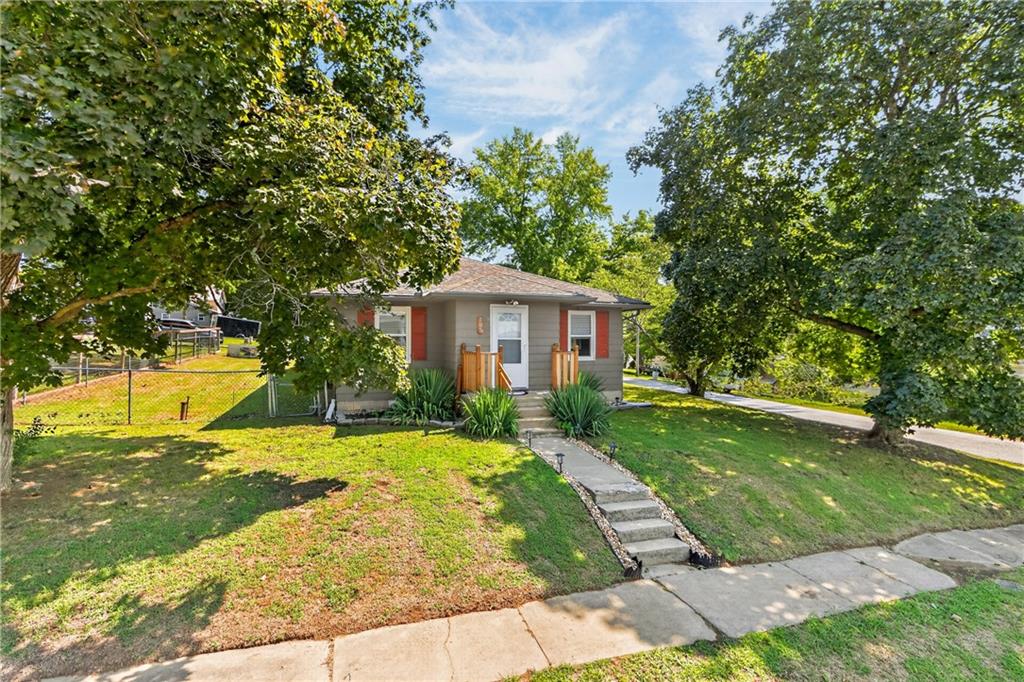 105 S July Street Property Photo 26