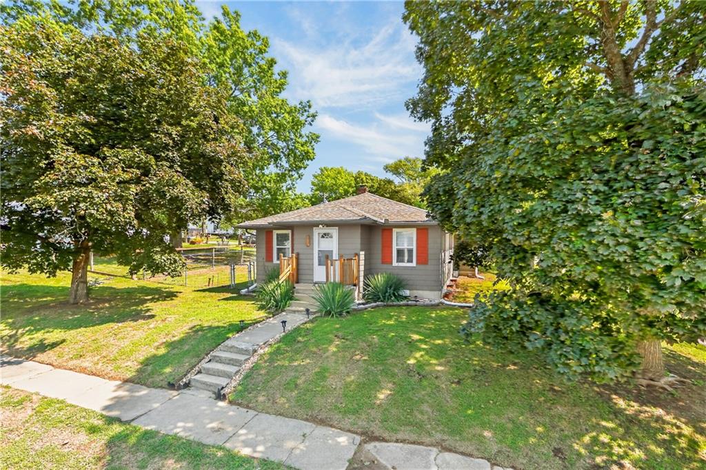 105 S July Street Property Photo 27