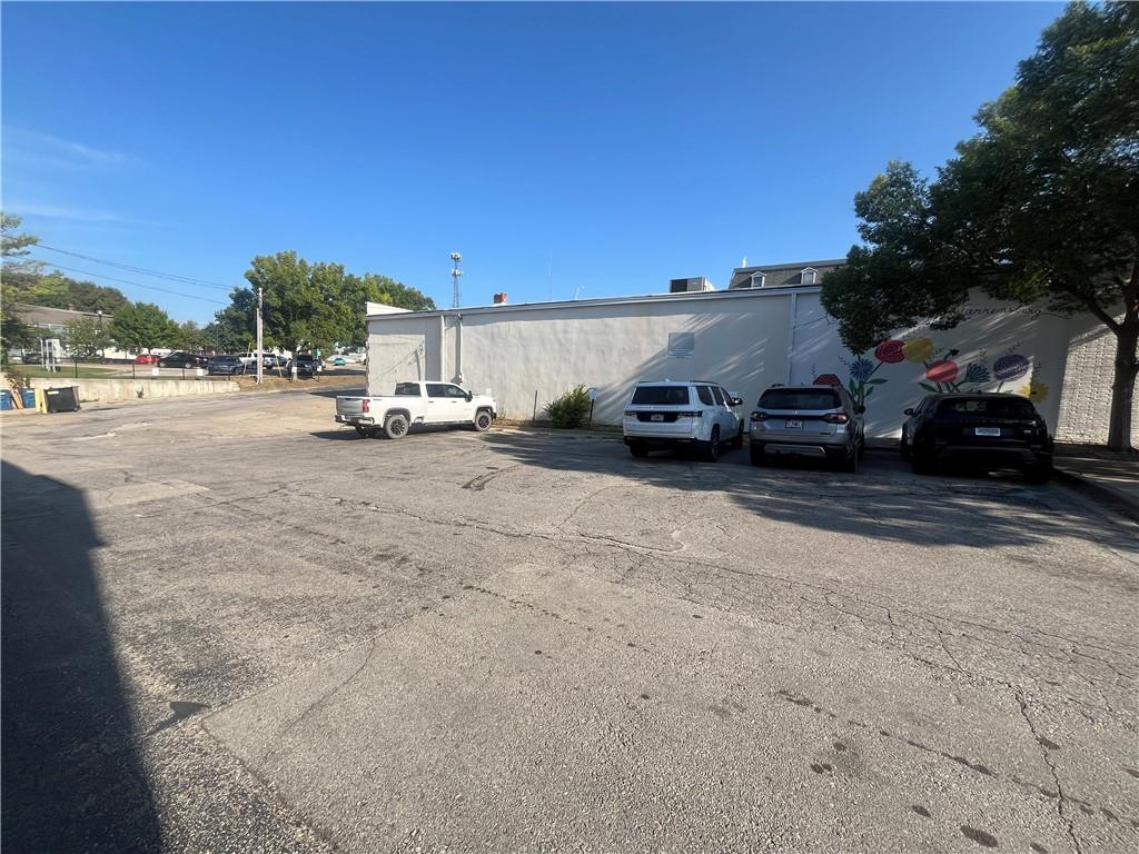 118 N Holden Street Property Photo 6