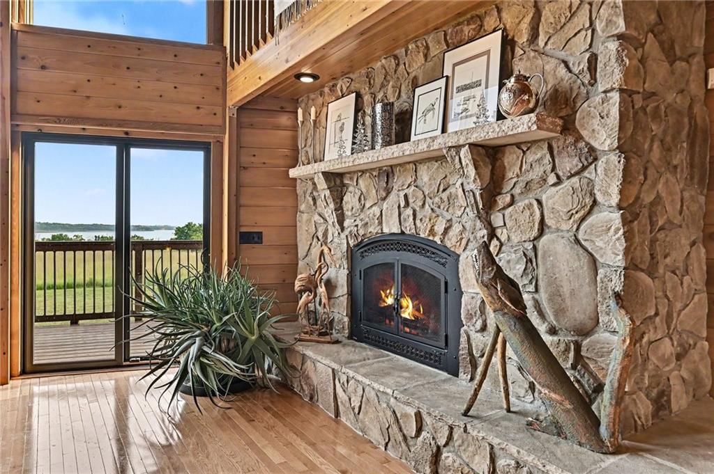 521 N 1450th Road Property Photo 32