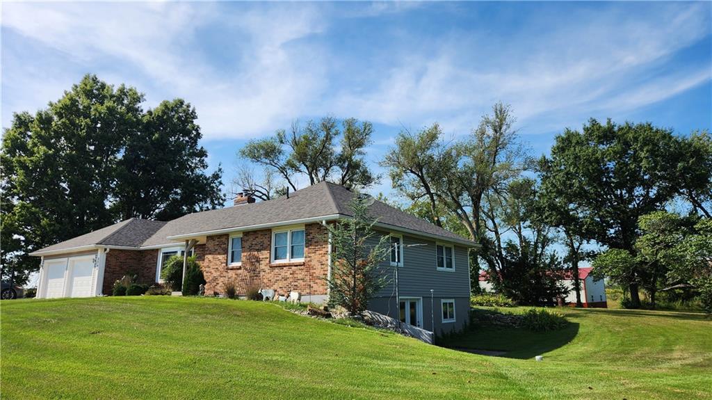 8244 Se V Highway Property Photo 2
