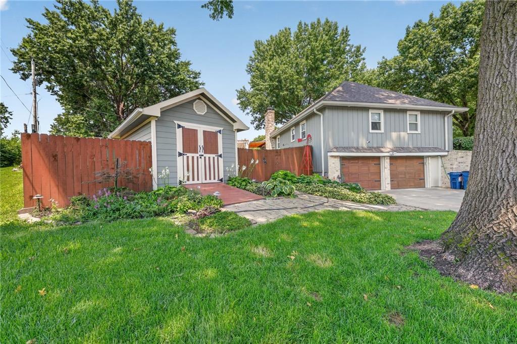 7320 N Garfield Avenue Property Photo 49
