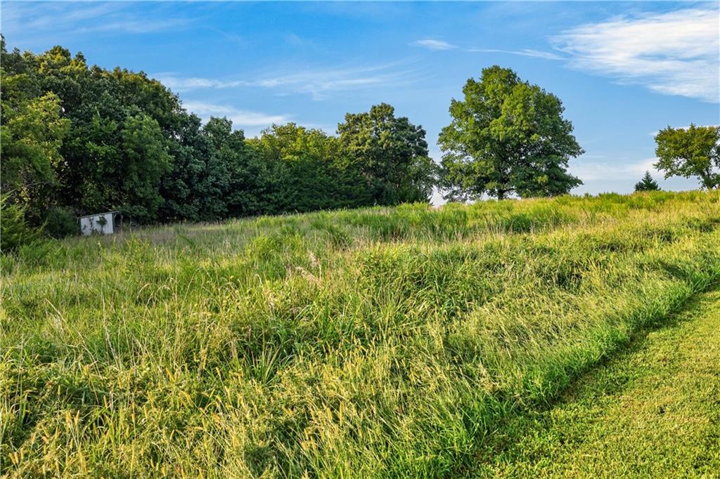 21185 R Road Property Photo 39