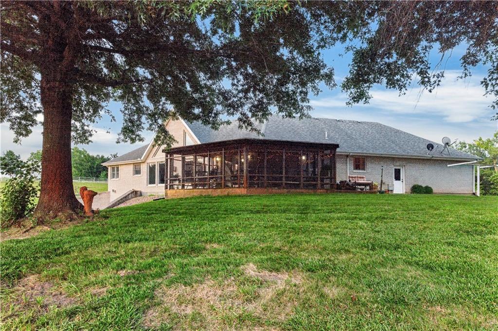 21185 R Road Property Photo 50