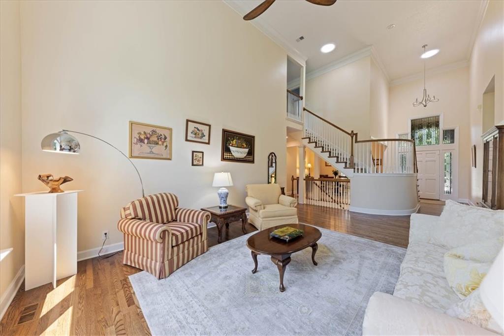 13104 Granada Drive Property Photo 11