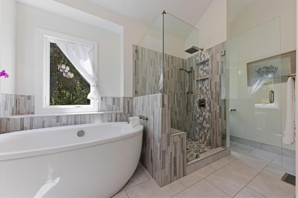 13104 Granada Drive Property Photo 27