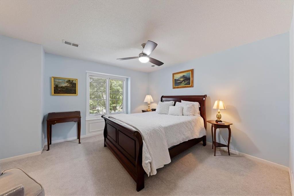 13104 Granada Drive Property Photo 32