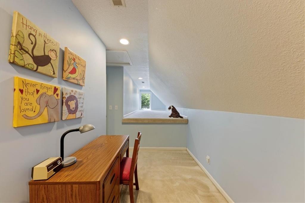 13104 Granada Drive Property Photo 38