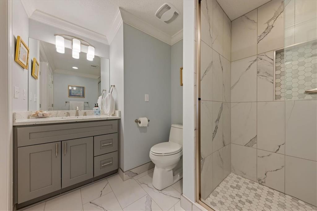 13104 Granada Drive Property Photo 46