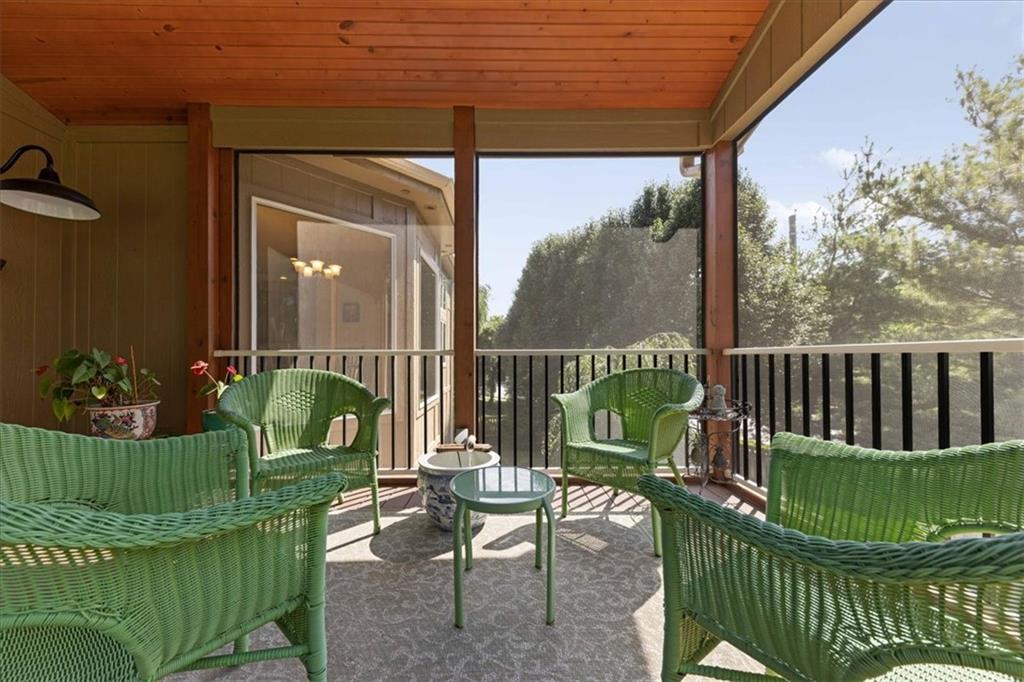 13104 Granada Drive Property Photo 48