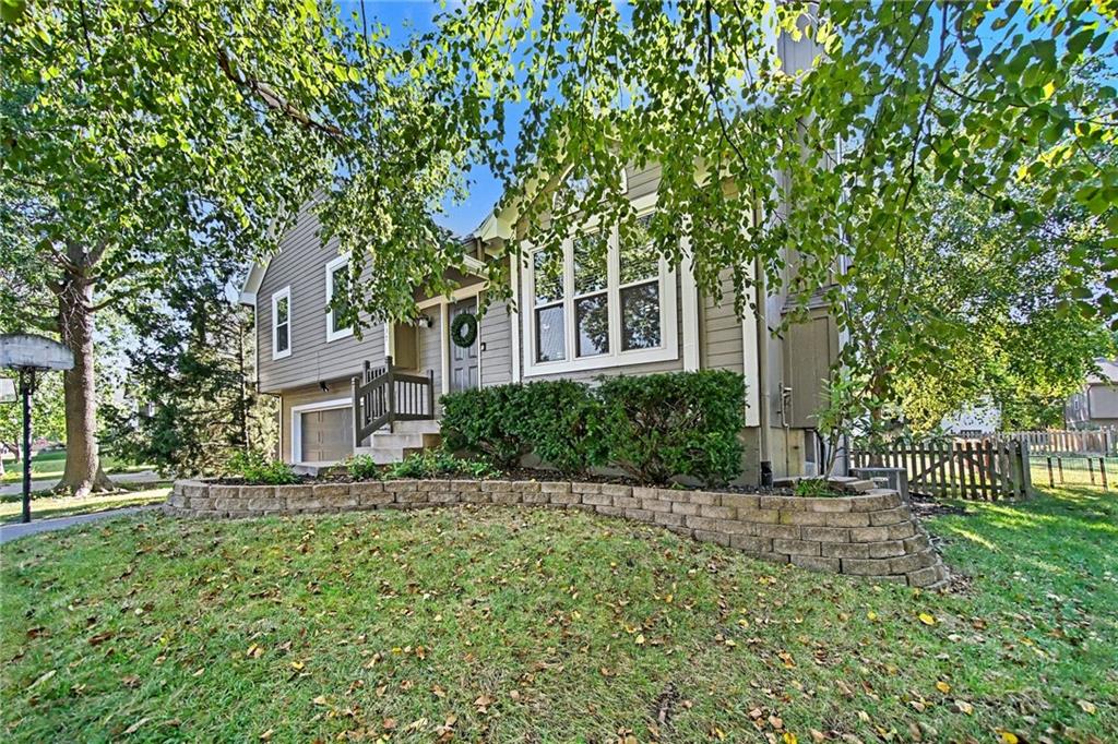 16137 S Mahaffie Street Property Photo 3