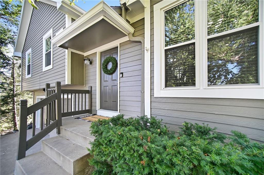 16137 S Mahaffie Street Property Photo 6