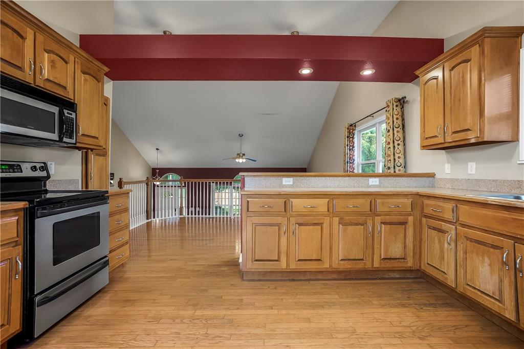 204 Thomas Circle Property Photo 8