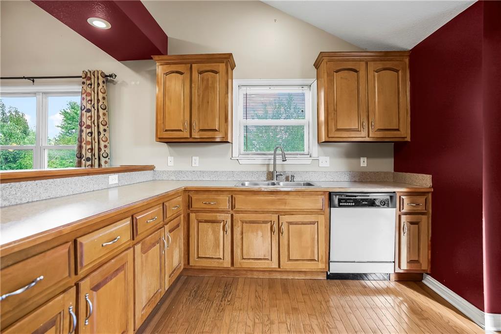 204 Thomas Circle Property Photo 10