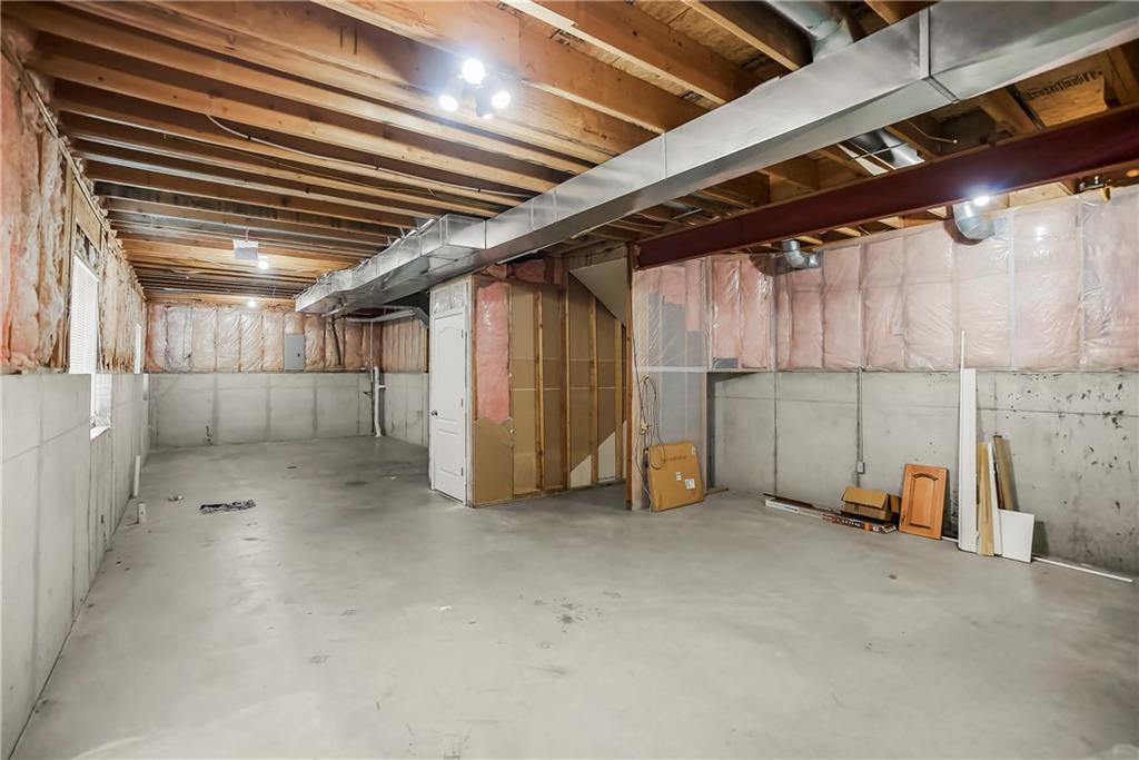 204 Thomas Circle Property Photo 24