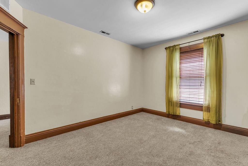 632 Bonton Street Property Photo 33