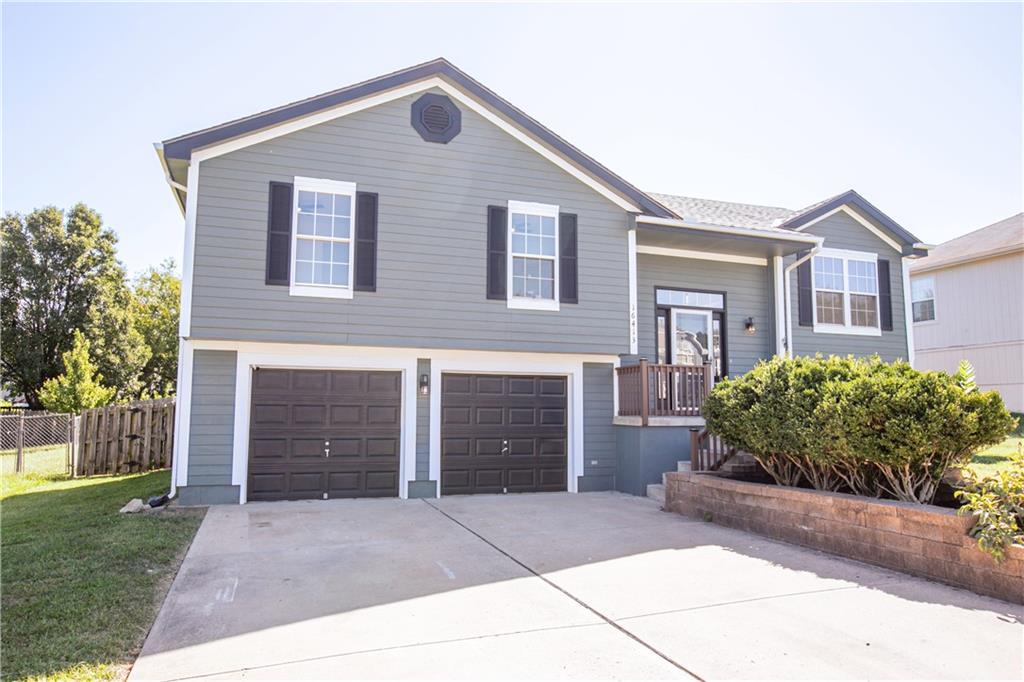 16413 Hight Avenue Property Photo 1
