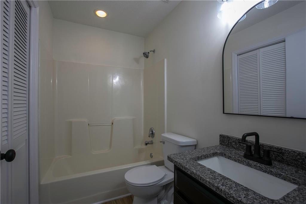 16413 Hight Avenue Property Photo 22