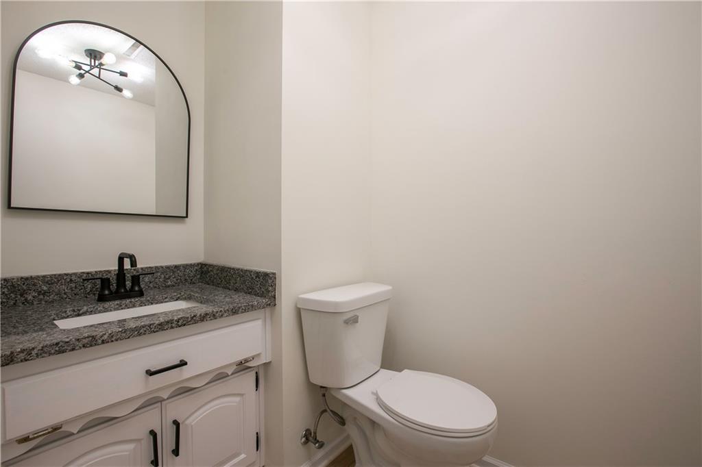 16413 Hight Avenue Property Photo 27