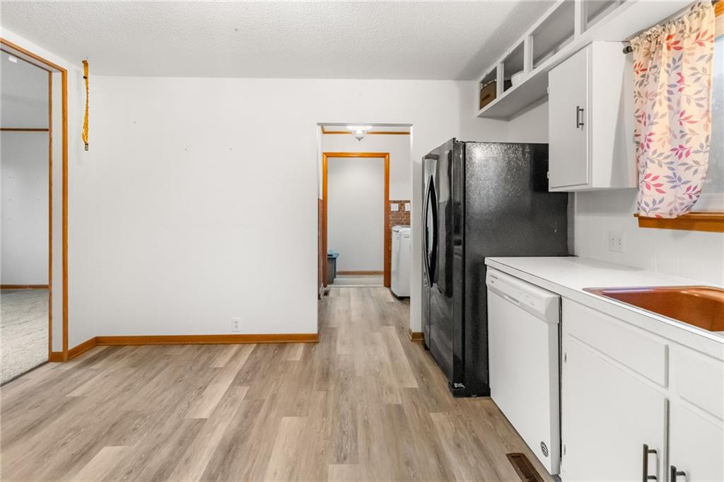 807 S Willow Street Property Photo 11