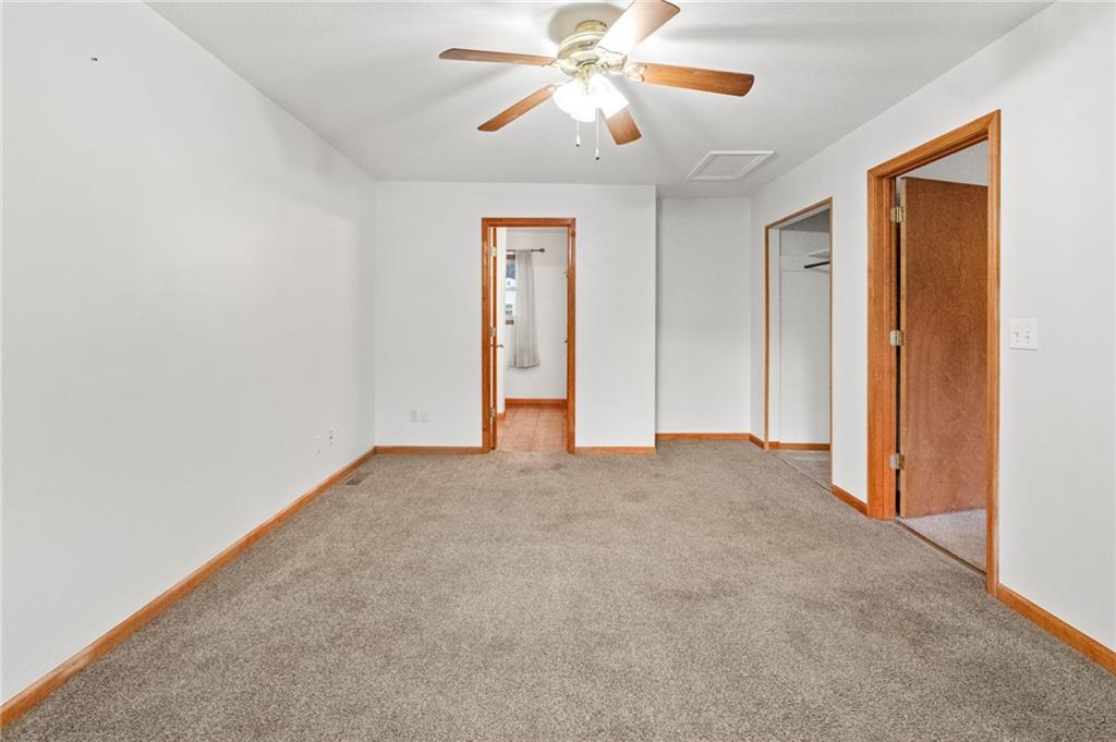 807 S Willow Street Property Photo 15