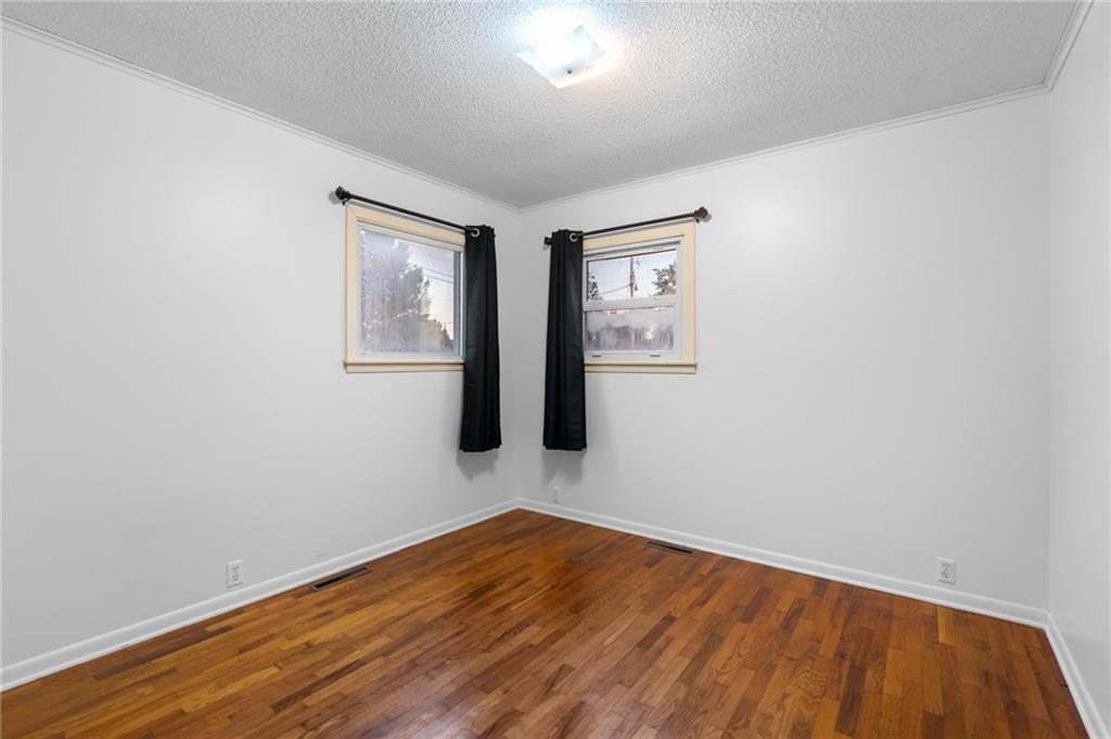 807 S Willow Street Property Photo 29