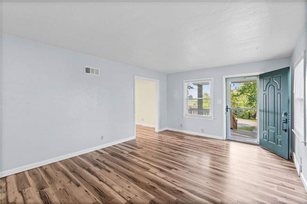 11713 Hills Lane Property Photo 6