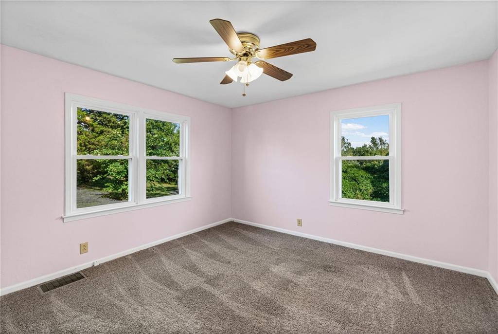 11713 Hills Lane Property Photo 12