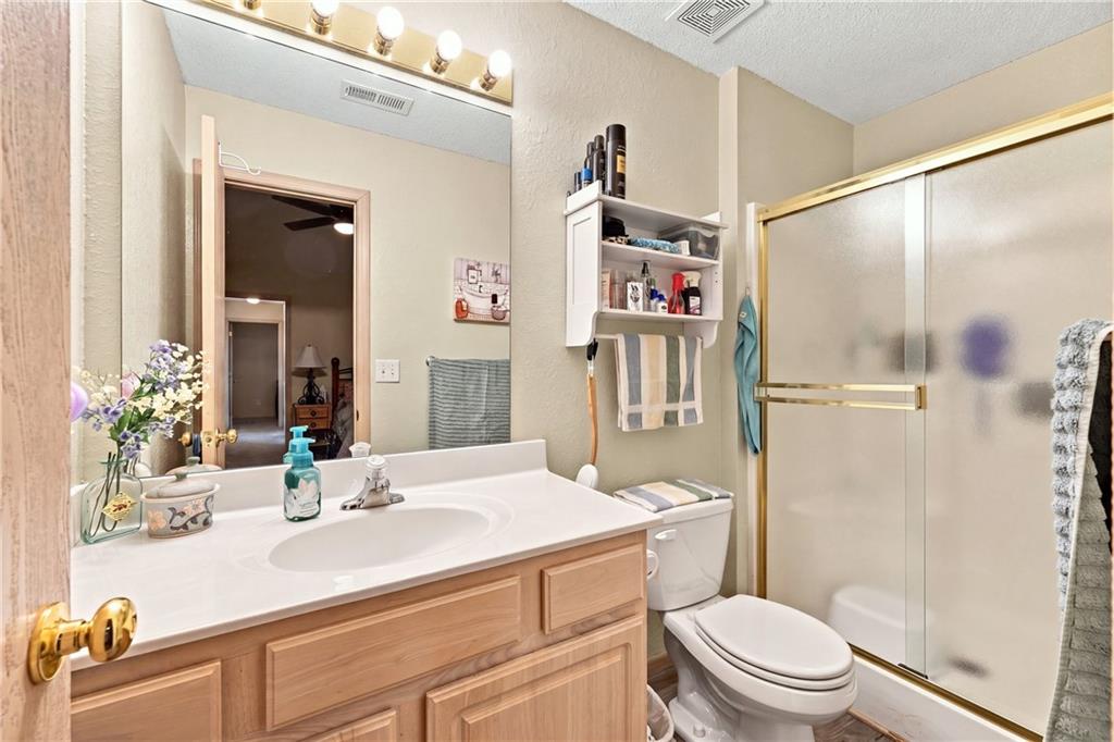 10654 E 46th Street Property Photo 17