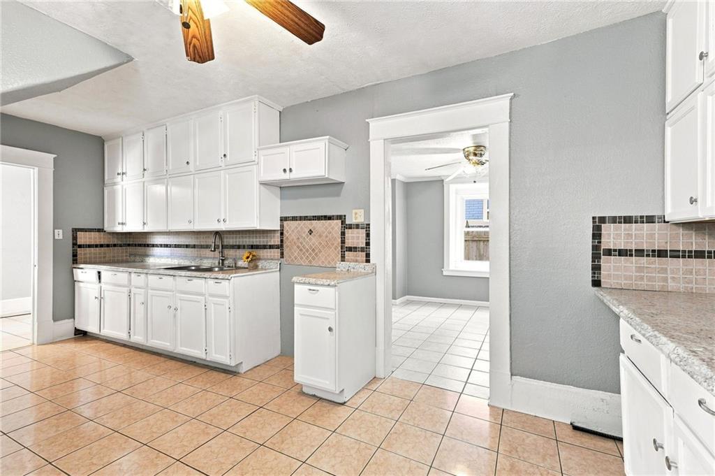 212 N Valley Street Property Photo 18