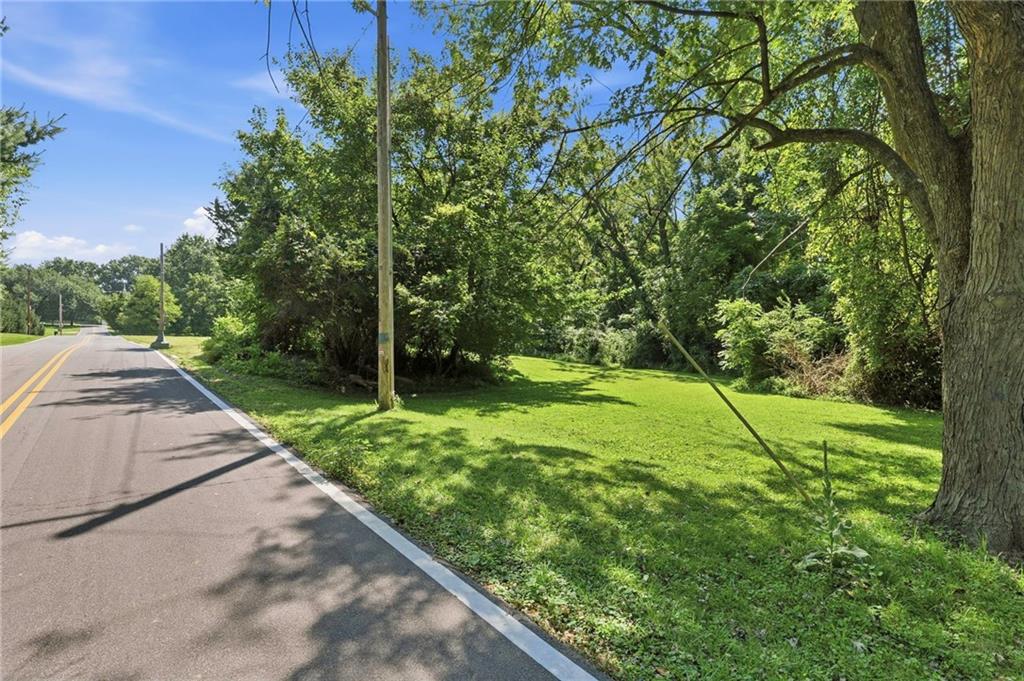 13409 & 13411 Kemper Avenue Property Photo 2
