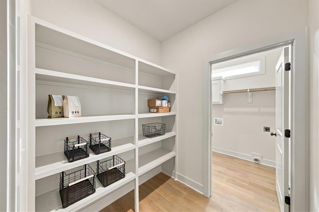 1300 Larkspur Place Property Photo 12