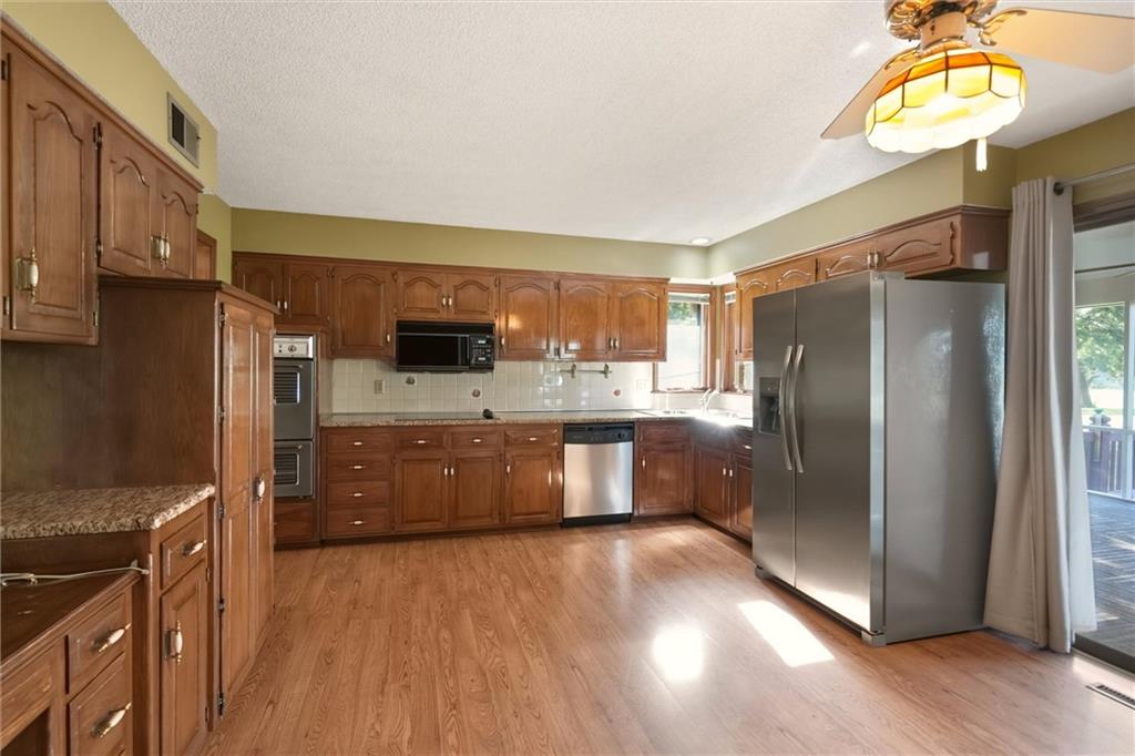 508 Nw Golfview Drive Property Photo 8