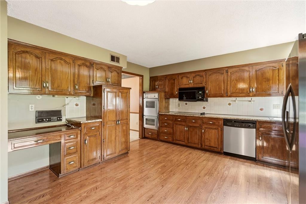508 Nw Golfview Drive Property Photo 9