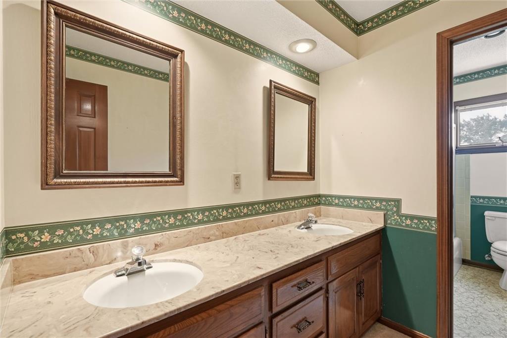 508 Nw Golfview Drive Property Photo 16