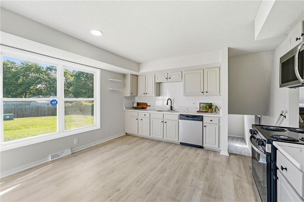 6100 E 140th Place Property Photo 15