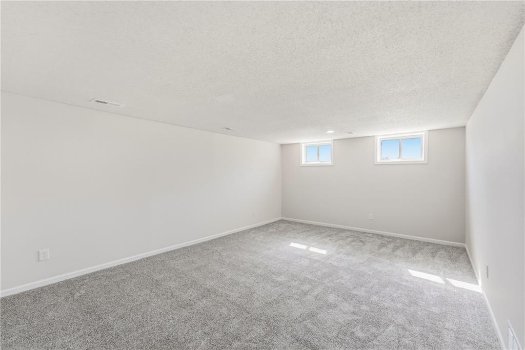 6100 E 140th Place Property Photo 31