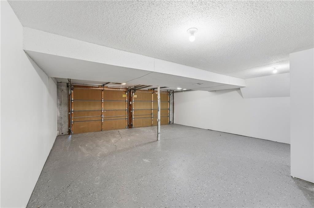6100 E 140th Place Property Photo 32