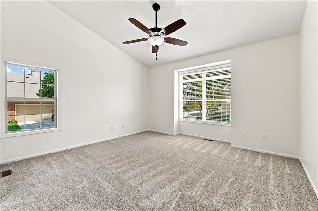 18665 W 158th Terrace Property Photo 14